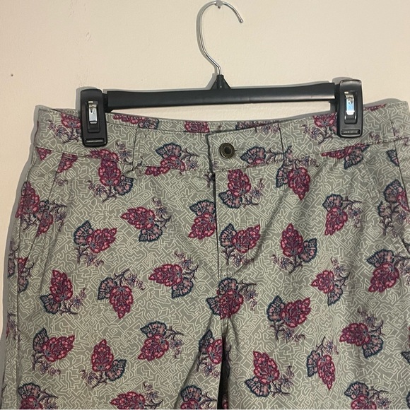 Vintage Orvis women’s Floral ( green/pink/navy) Patterned shorts size 8 - Picture 3 of 6